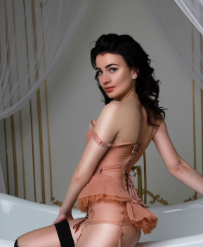 Annetti  - escort review from Istanbul, Turkey