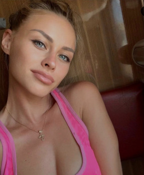 Emma - escort review from Acharnes, Greece