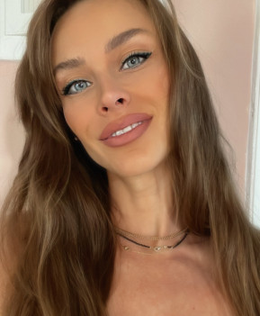 Emma - escort review from Athens, Greece