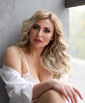 MASHA VIP - escort review from Athens, Greece