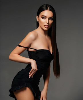 Nicole - escort review from Limassol, Cyprus