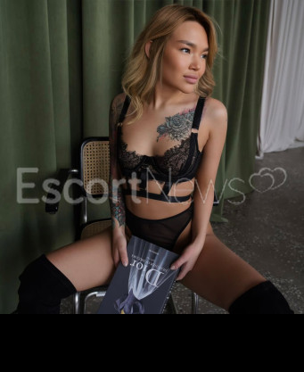 Photo escort girl Selesa: the best escort service