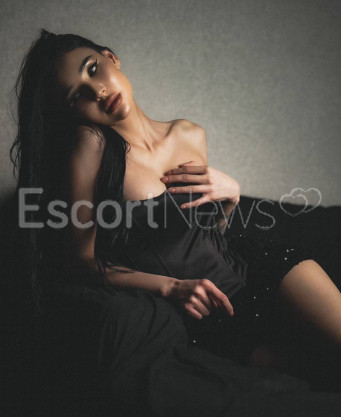 Photo escort girl Nura: the best escort service
